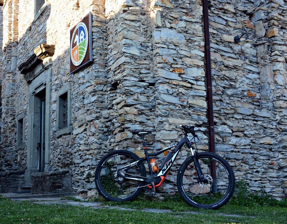 Agriturismo Casa Turchetti Comano  Eksteriør billede